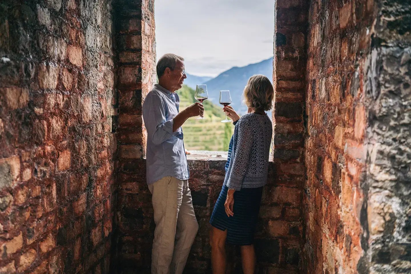 black-opal_jet-heli_paris-to-champagne-wine-region