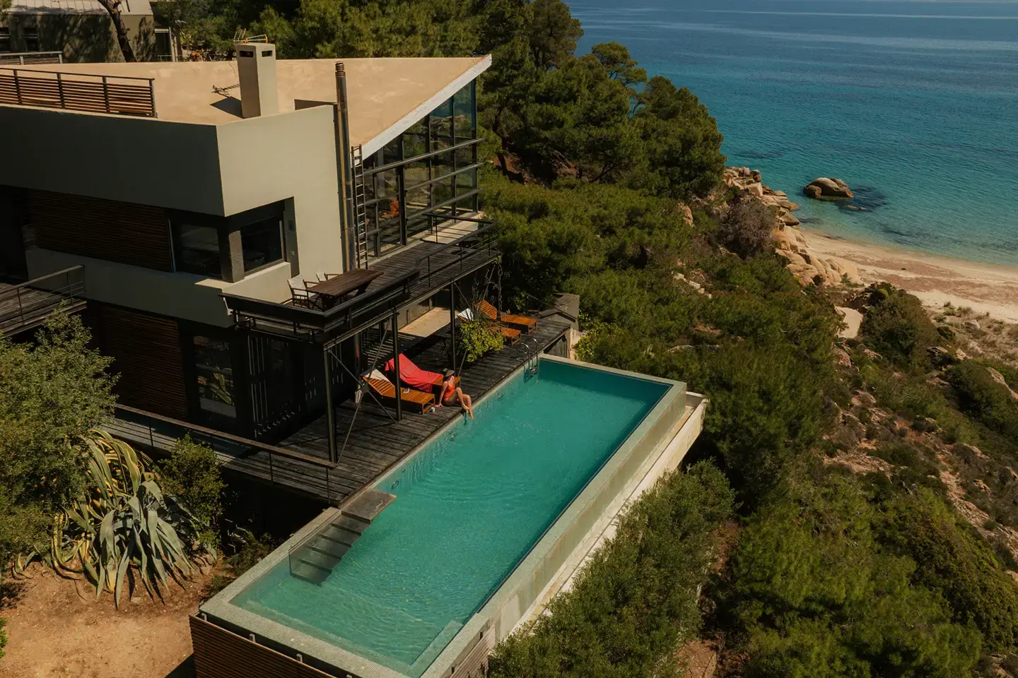 black-opal_luxury-stays-residences_ocean-retreats